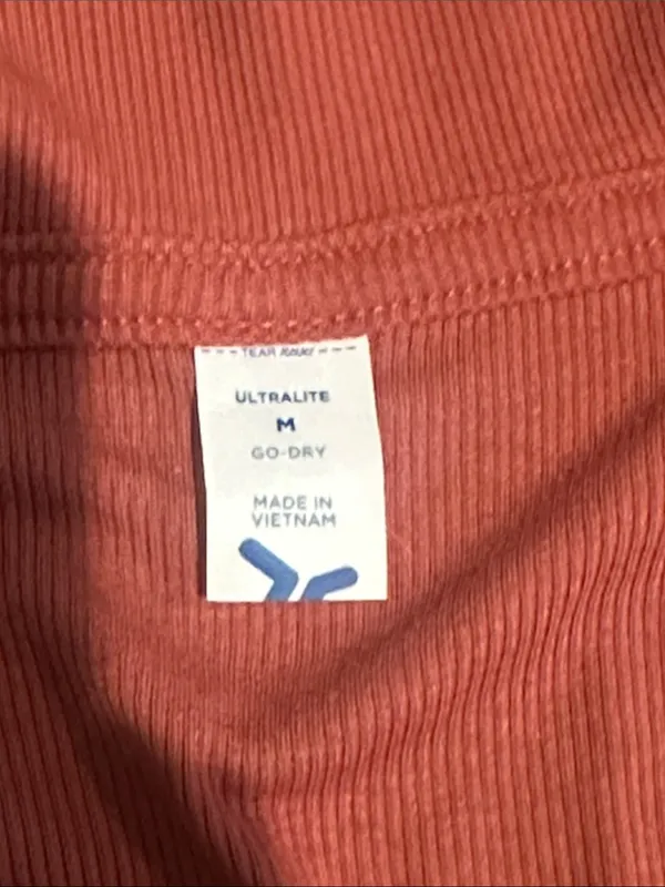 Old Navy Short-Sleeve Collared Polo V-Neck Crop Top - Image 3