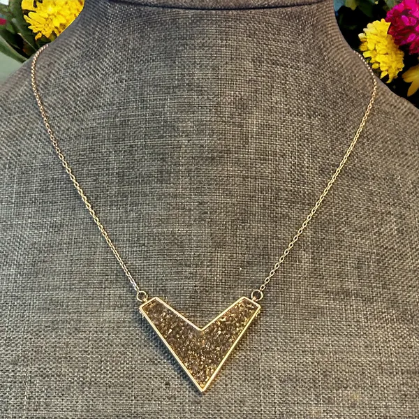Jessica Simpson Gravel Chevron Necklace - Image 2