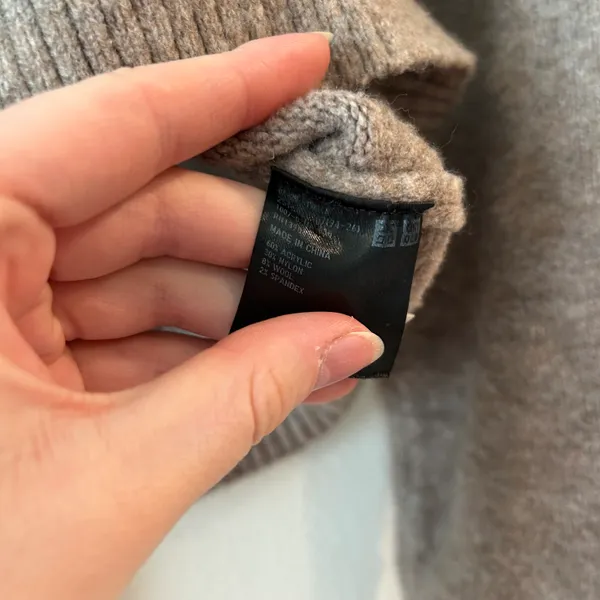 Uniqlo Tan wool blend mock neck sweater - Image 3