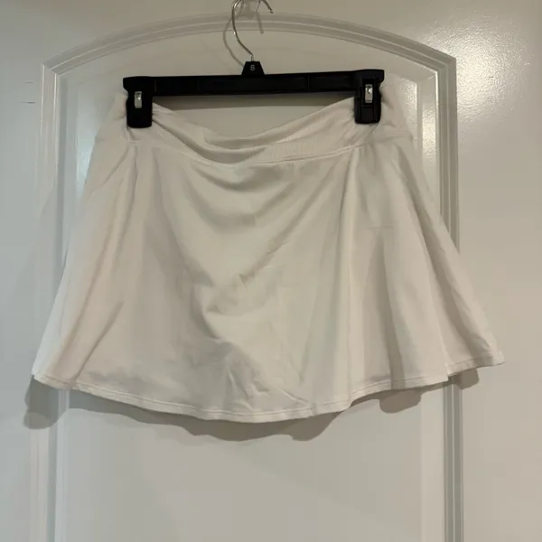 Nike White Tennis Skirt - Image 2