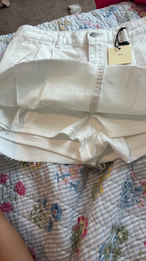 White Denim Skirt Francesca's - Image 3