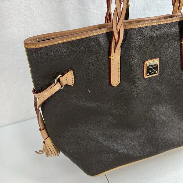 Dooney & Bourke Florentine Bailey Tote Bag Black Pebbled Leather Tassel Classic - Image 4