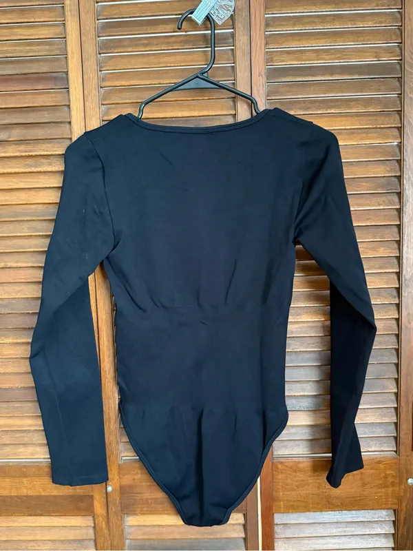 black long-sleeve square-neck bodysuit by OQQ - Image 4
