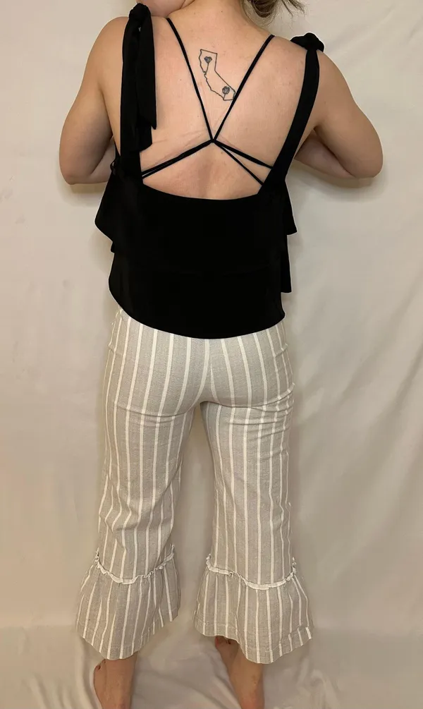 English Factory Gray Striped Ruffle Cropped Bell Bottom Linen Pants - XS - Image 7