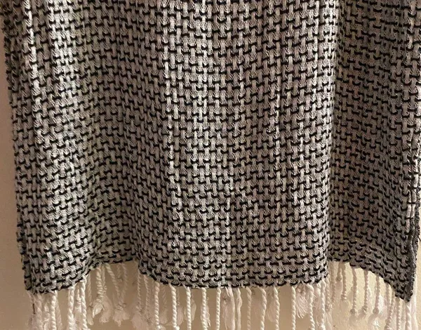 Apt 9 Women’s Scarf 18”H X 68” W 18x68 Black & White Print 100% Rayon - Image 2