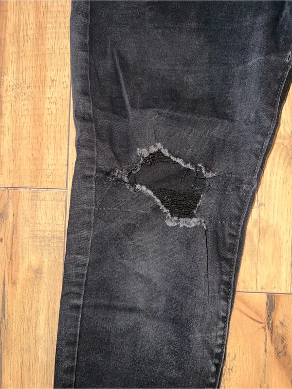 Black old navy jeans - Image 3