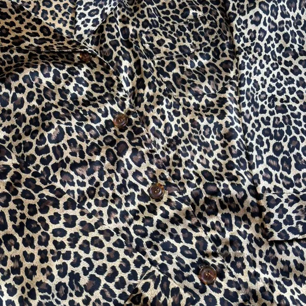 Victoria's Secret Women's Pajama Top S Leopard Print Satin-Like Black Tan - Image 3