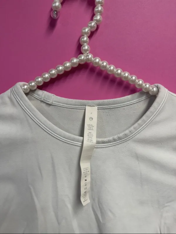 Lululemon ruched side tee size 2 - Image 2
