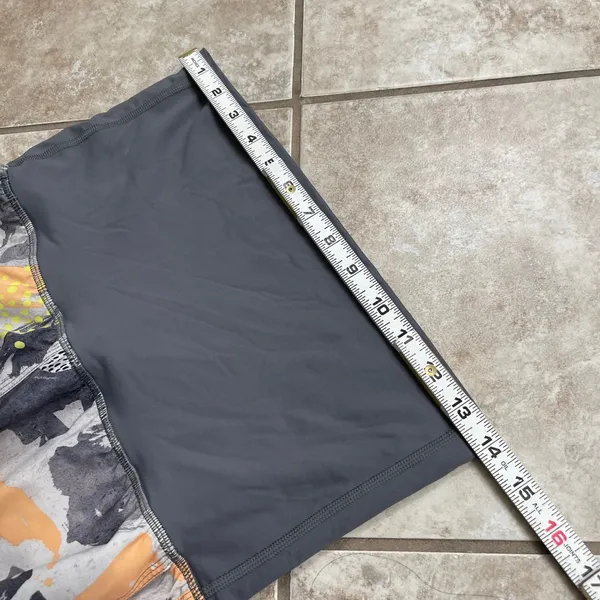 Lululemon‎ OM High Rise Abstract Print Jogger Pants Grey Orange Yellow Size 6 - Image 4