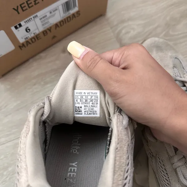 Yeezy 500 Taupe Light Original sneakers - Image 8