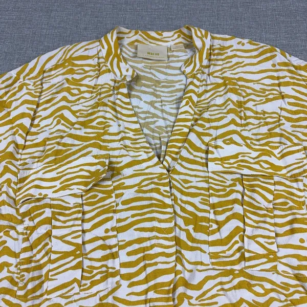 Maeve By Anthropologie Tunic Blouse Womens M Yellow Animal Print V-Neck Dolman - Image 4