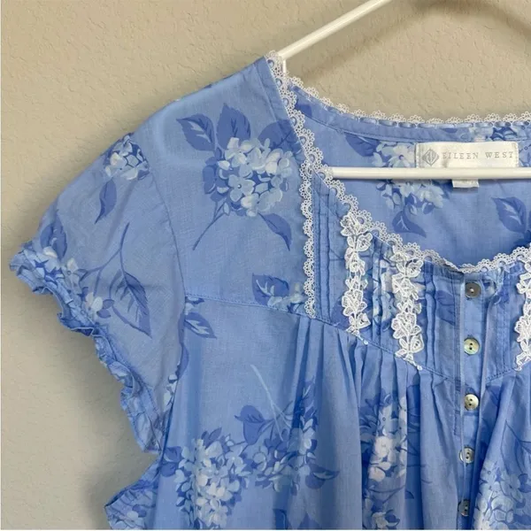 Eileen West Blue Hydrangea Woven Cotton‎ Nightgown S - Image 6