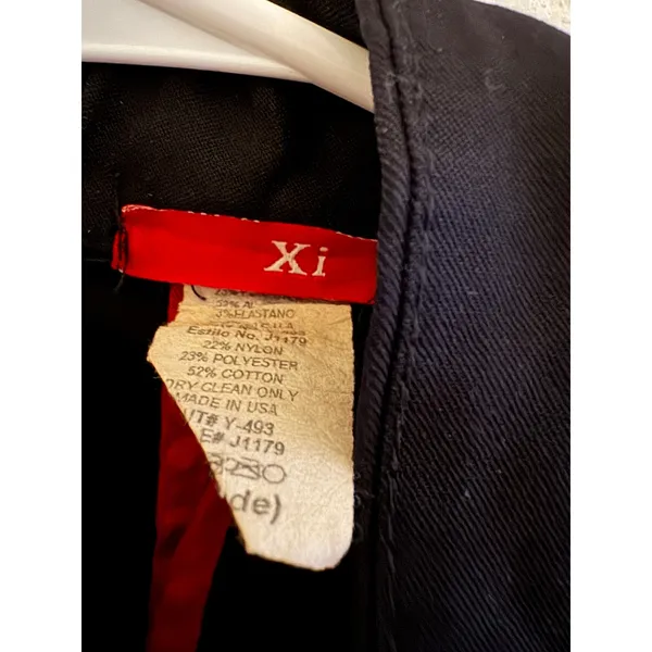 Xi Womens‎ Black Cropped Blazer Jacket Two Button Made in USA J1179 L - Image 3