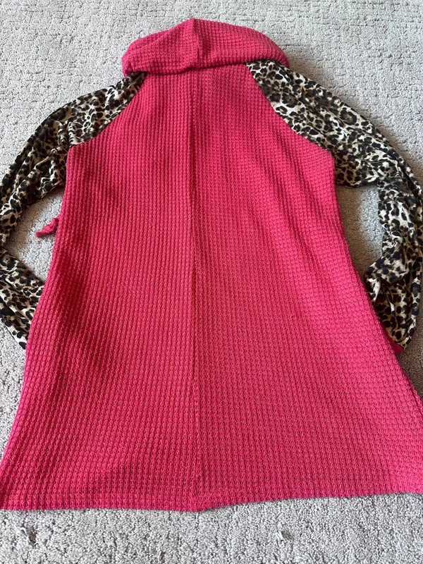 Pink Leopard Waffle Knit Hoodie – Size Medium - Image 2