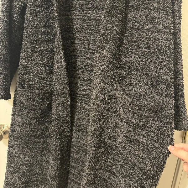 Barefoot Dreams Gray CozyChic Knit Robe #509 - Image 5