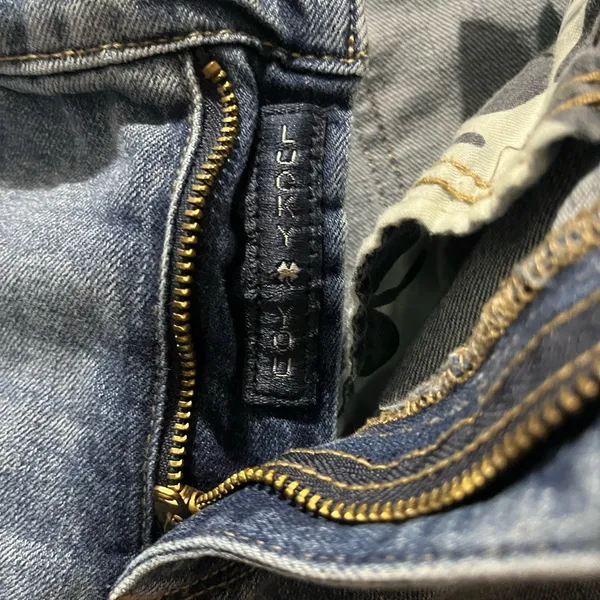 Lucky brand Low Rise Jeans - Image 5