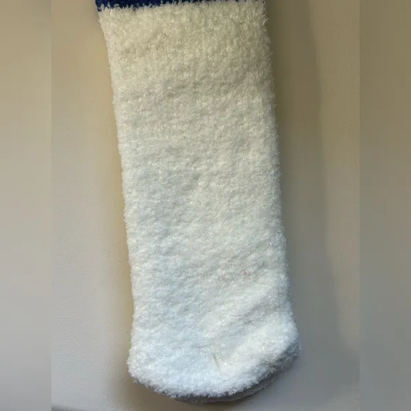 Old Navy Women’s Cozy Socks White Rainbow Stripe Plush Socks One Size NWT - Image 4