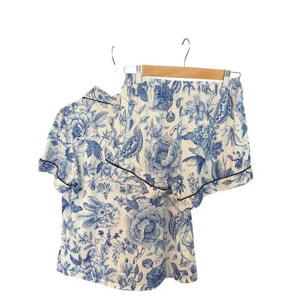 Blue White Floral Pajama Set Medium Button Front Shorts Lounge Sleepwear - Image 2