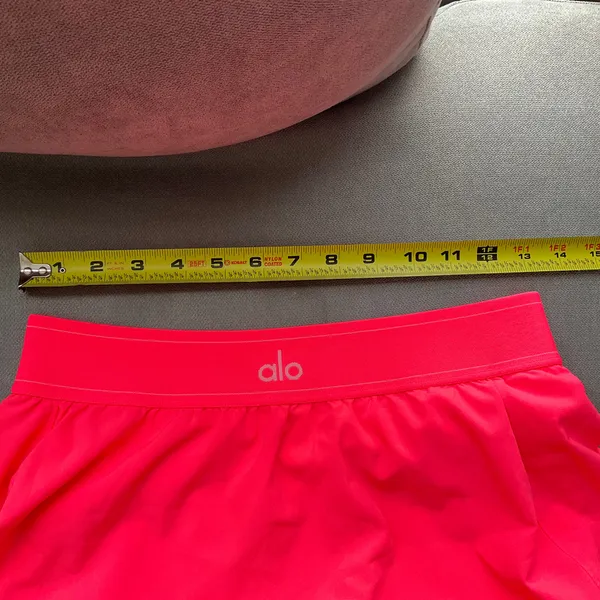 Alo Yoga Match Point Tennis Skirt Fluorescent Pink Coral M - Image 3