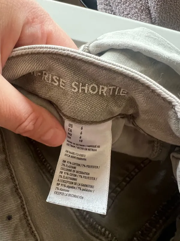 American Eagle - Super Super Stretch & Hi-Rise Shortie Shorts - Image 3
