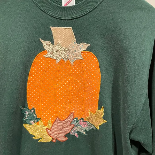 Cute vintage 80s soft sweatshirt evergreen pumkpin patchwork cottagecore Jerzees - Image 4