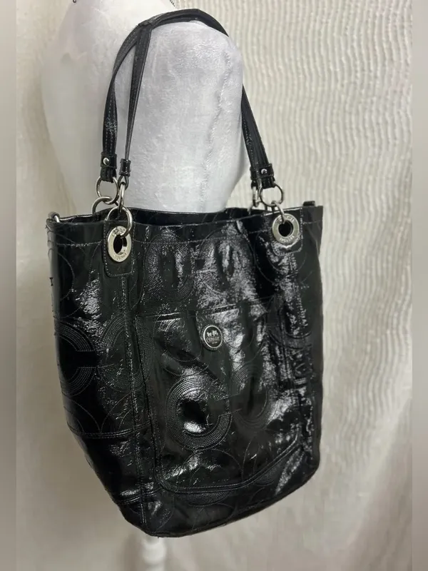 Y2K vintage coach Alex stitched patent leather tote black - Image 2