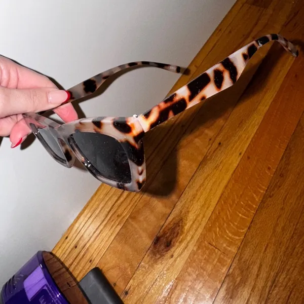 Cat eye glasses - Image 2