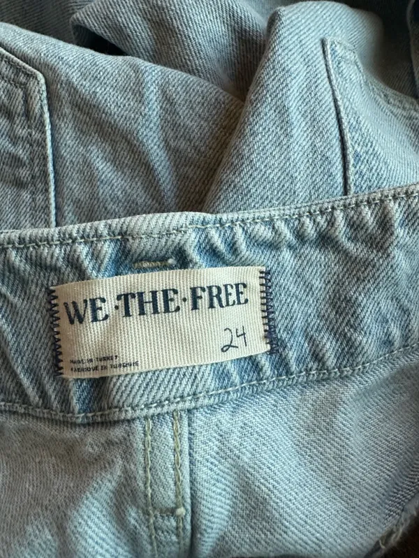 Free people we the free major leagues mid rise carpenter jeans light wash sz 24 - Image 5