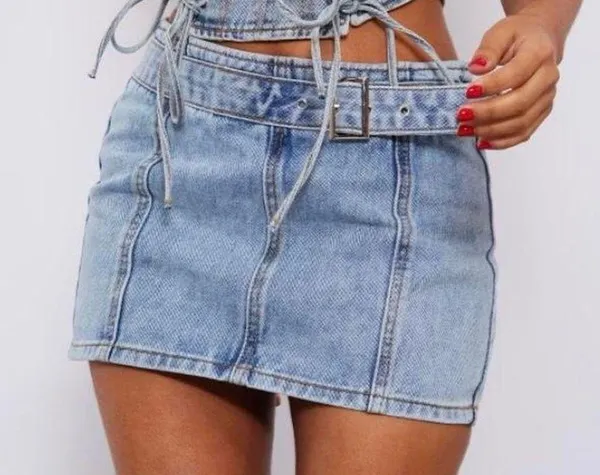 Petite Light Blue Wash Denim Buckle Detail Mini Skirt size 0 - Image 4