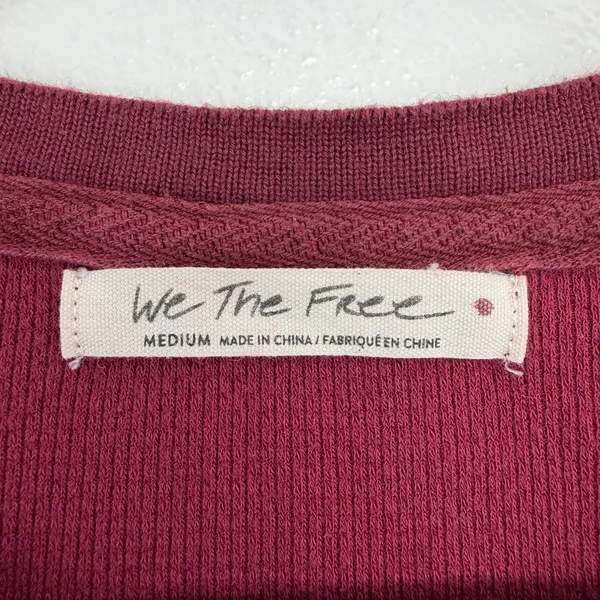 We The Free Top Womens Medium Burgundy Thermal V-Neck Floral Sleeve Long Sleeve - Image 4
