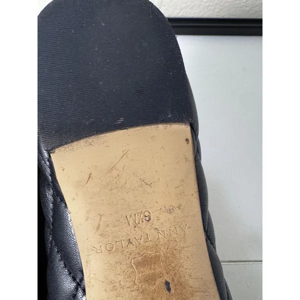 Ann Taylor Quilted Cap‎ Toe Ballet Flats Women 6.5M Black Leather Classic Preppy - Image 5