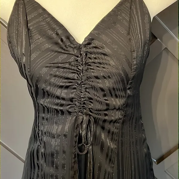SHEIN Ruched Front Dress Size Large - Image 3