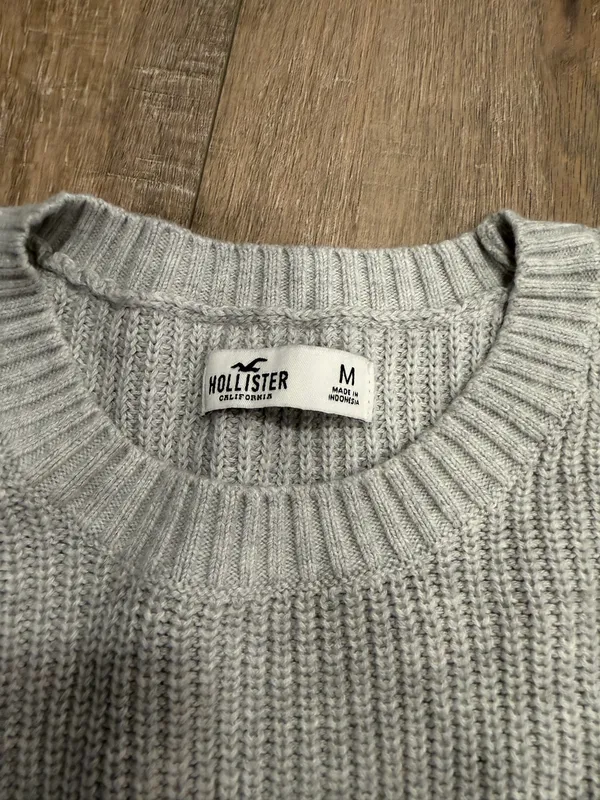 Grey Hollister Sweater - Image 3