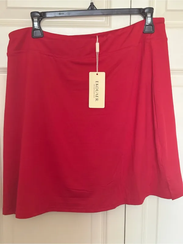 Ekouaer Women's Red Athletic Skort NWT - Image 4