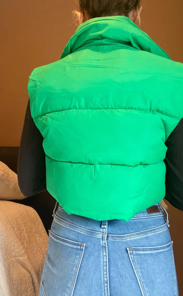 Boutique Green Cropped Puffer Vest Size Small - Image 5