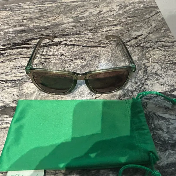 Knock around Stylish Green Sunglasses Brown - Image 6