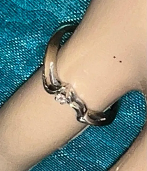 14K Gold Diamond Ring - Image 12