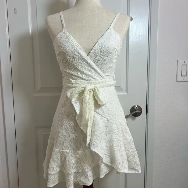 Hello Molly White Lace Mini Dress Size‎ XS - Image 3