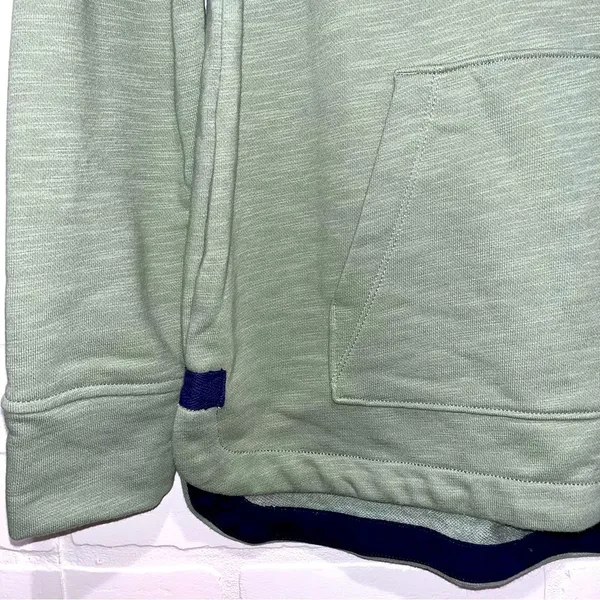 Vineyard Vines Half-Zip Top - Image 5