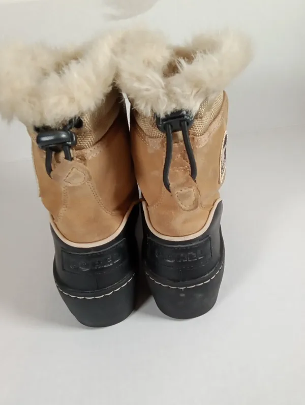 SOREL Womens Waterproof Low Ankle Boot Winter Gorpcore Hiking Snow Size 7 - Image 4