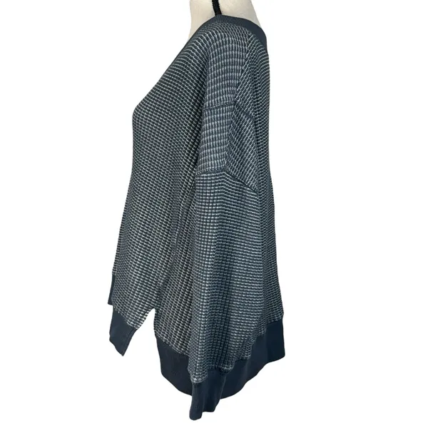 American Eagle Small Big Hug Sweater Waffle Knit V-Neck Oversized Long Sleeves - Image 7