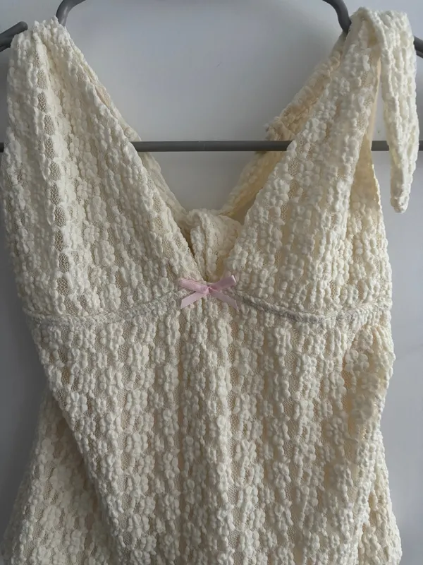 NWT Edikted Halter Top - Image 3