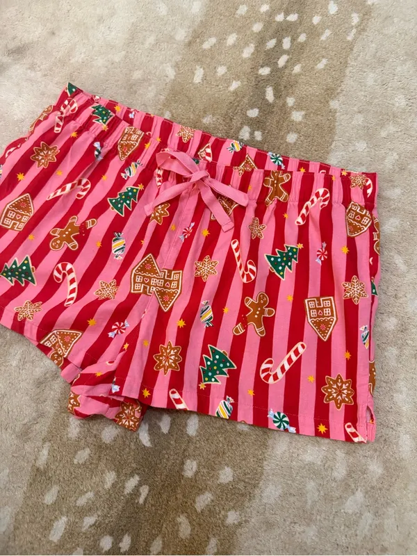 Old Navy Holiday Flannel Boxer Shorts XL Pink Red Christmas Gingerbread - Image 4