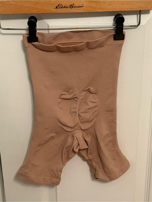 Skims Sculpting Mid Thigh Maternity Shapewear Shorts in Nude - Image 3