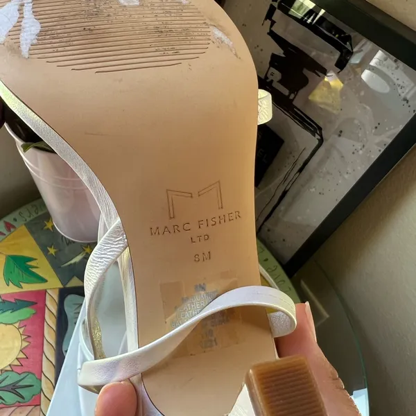 ✨MARC FISHER unicorn white heeled sandals - Image 7