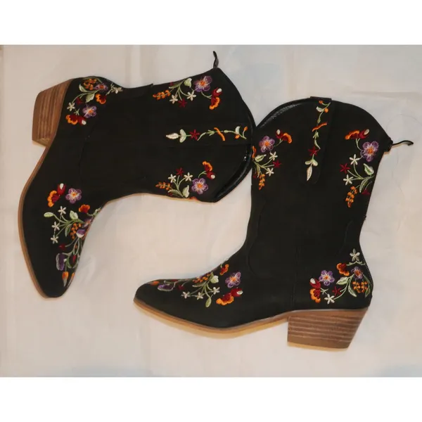 ComfortView The Irma Wide Calf Western Boots - Image 9
