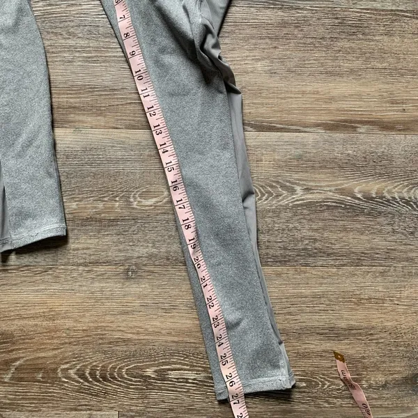 Fabletics Light Gray Leggings M - Image 7