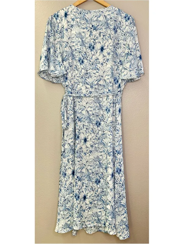 NWT Baltic Born Amelie Midi Wrap Dress Floral Blue and White Print Flowy - Image 9