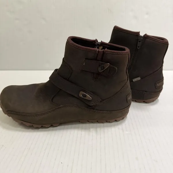 Merrell GripDry Bootie Boots Womens 7.5 Brown Leather Ankle Zip Strap Gorpcore - Image 5