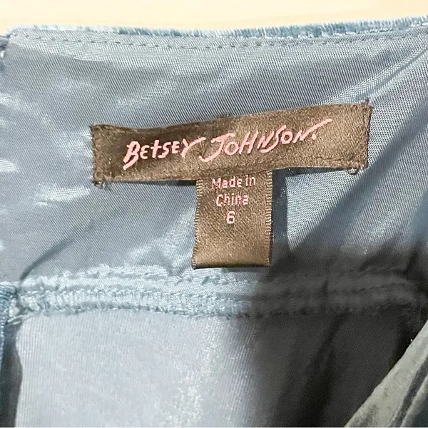 Betsey Johnson Size 6 Green Silk Rayon Blend V Neck Crushed Velvet‎ Mini Dress - Image 2